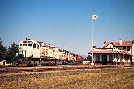 Kansas City Southern Railway locomotive no. 629 at De Quincy, Louisiana, on November 2, 1976. Photograph by John F. Bjorklund, © 2016, Center for Railroad Photography and Art. Bjorklund-61-02-17