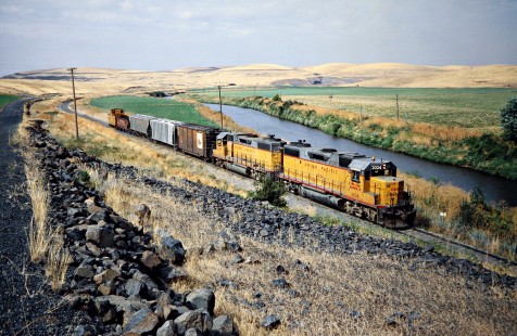 Southbound Union Pacific Railroad freight train near Endicott, Washington, on August 11, 1978. Photograph by John F. Bjorklund, © 2016, Center for Railroad Photography and Art. Bjorklund-89-18-02