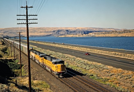 Eastbound Union Pacific Railroad freight train in Biggs, Oregon, on September 14, 1991. Photograph by John F. Bjorklund, © 2016, Center for Railroad Photography and Art. Bjorklund-91-28-14