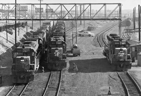 Busy morning in El Paso, Texas, finds two Southern Pacific Railroad westbound freight trains ready to depart in April 1981. Photograph by J. Parker Lamb, © 2017, Center for Railroad Photography and Art. Lamb-02-089-08