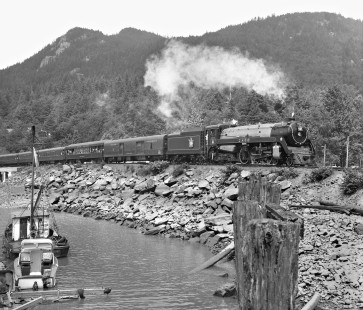 Southbound British Columbia Railway excursion train skirts waterfront en route to North Vancouver, British Columbia, in June 1978. Photograph by J. Parker Lamb, © 2017, Center for Railroad Photography and Art. Lamb-02-118-09