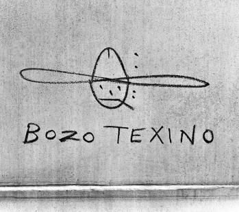 "Chalk art." Freight car graffiti from before the spray can era. "Bozo Texino" at San Antonio, Texas, in 1975. Photograph by J. Parker Lamb, © 2016, Center for Railroad Photography and Art. Lamb-02-078-02