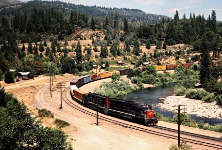 Westbound Southern Pacific Railroad freight train in La Maine, California, on July 25, 1979. Photograph by John F. Bjorklund, © 2016, Center for Railroad Photography and Art. Bjorklund-85-15-12