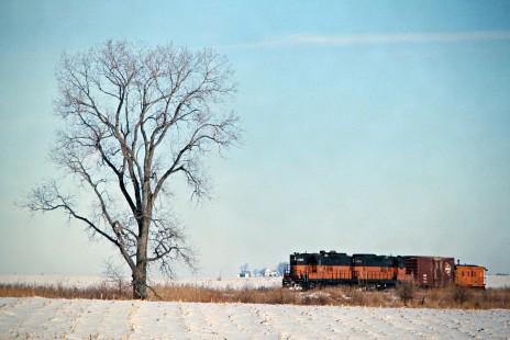 Southbound Milwaukee Road freight near Mendota, Illinois, on January 22, 1977. Photograph by John F. Bjorklund, © 2016, Center for Railroad Photography and Art. Bjorklund-65-12-15