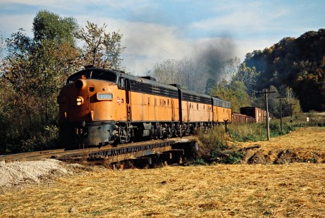 Northbound Milwaukee Road freight train near Green Island, Iowa, on October 21, 1979. Photograph by John F. Bjorklund, © 2016, Center for Railroad Photography and Art. Bjorklund-64-30-12