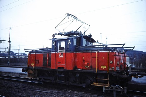 Swedish State Railways switcher at Kiruna, Norrbotten, Sweden, on June 1, 1996. Photograph by Fred M. Springer, © 2014, Center for Railroad Photography and Art. Springer-So.Africa-NOR-SWE-16-22