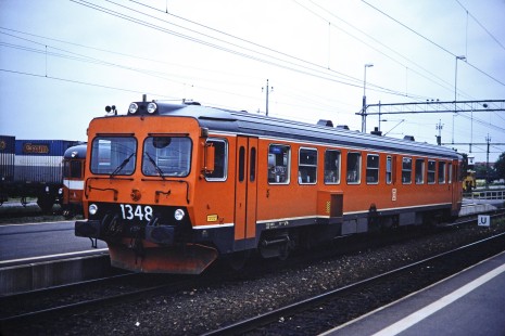 Swedish State Railways passenger car no. 1348 in Linköping, on the way to Kalmar, Sweden, SJ 1348 on June 4, 1989. Photograph by Fred M. Springer, © 2014, Center for Railroad Photography and Art. Springer-Scan-Swiss-York-05-22