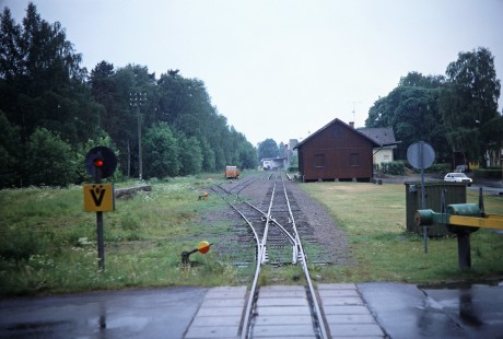 Norsholm–Västervik–Hultsfreds Järnvägar at Rottne, Kronoberg, Sweden, on June 3, 1989.Photograph by Fred M. Springer, © 2014, Center for Railroad Photography and Art. Springer-Scan-Swiss-York-04-26