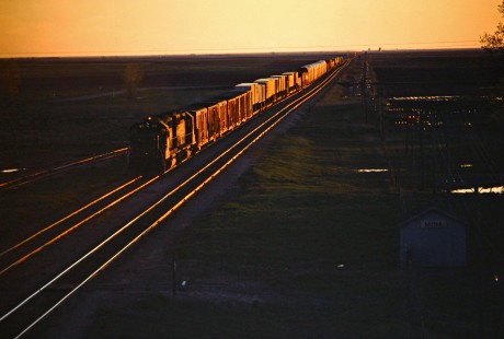 Eastbound Milwaukee Road freight train in Mina, South Dakota, on May 13, 1978. Photograph by John F. Bjorklund, © 2016, Center for Railroad Photography and Art. Bjorklund-66-09-05