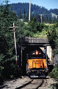 Eastbound Milwaukee Road freight train at Snoqualmie Tunnel in Hyak, Washington, on July 18, 1979. Photograph by John F. Bjorklund, © 2016, Center for Railroad Photography and Art. Bjorklund-68-16-13