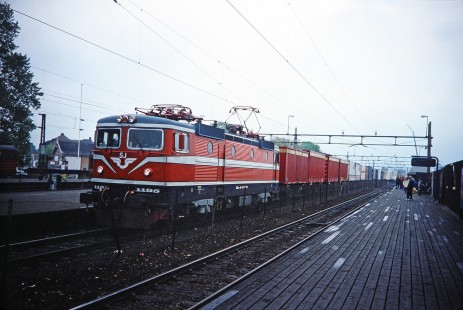 Statens Järnvägar electric locomotive no. 1195 pulling freight train in Lillestrøm, Akershus, Norway, on June 6, 1996. Photograph by Fred M. Springer, © 2014, Center for Railroad Photography and Art. Springer-So.Africa-NOR-SWE-24-19