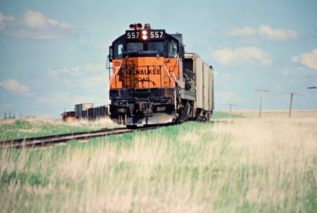 Westbound Milwaukee Road local work train in Reliance, South Dakota, on May 19, 1978. Photograph by John F. Bjorklund, © 2016, Center for Railroad Photography and Art. Bjorklund-66-18-04