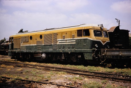 Syrian Railways locomotive no. 402 in Daraa, Daraa, Syria on July 19, 1991. Photograph by Fred M. Springer, © 2014, Center for Railroad Photography and Art. Springer-Hedjaz-ZimZam(1)-07-05