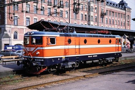 Swedish State Railways electric locomotive no. 1083 in Helsingborg, Skåne, Sweden, on June 2, 1989. Photograph by Fred M. Springer, © 2014, Center for Railroad Photography and Art. Springer-Scan-Swiss-York-03-07