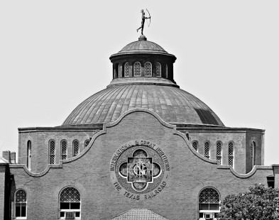 Missouri Pacific Railroad's magnificent station in San Antonio, Texas, was constructed by predecessor line International–Great Northern Railroad, owned by Jay Gould. When completed from Marshall to Laredo, the I&GN was longest railroad in Texas. This view shows south side of structure soon after a major rebuild in 1965. (Later rebuilds have converted it to an office building.)  Photograph by J. Parker Lamb, © 2016, Center for Railroad Photography and Art. Lamb-02-059-07