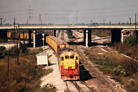 Rock Island freight train at Houston, Texas, on November 4, 1976. Photograph by John F. Bjorklund, © 2016, Center for Railroad Photography and Art. Bjorklund-82-07-06