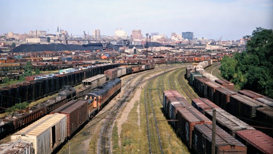 The Milwaukee Road Yard from the 27th Street Bridge in Milwaukee, Wisconsin, on September 2, 1967. Photograph by Thomas F. McIlwraith, McIlwraith-01-013-12, © 2018, Center for Railroad Photography & Art, <a href="http://www.railphoto-art.org" rel="noreferrer nofollow">www.railphoto-art.org</a>