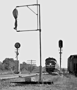 Northbound Missouri Pacific Railroad <i>Texas Eagle</i> passenger train prepares to snatch mail at McNeil station (north of Austin, Texas) in June 1965. Photograph by J. Parker Lamb, © 2016, Center for Railroad Photography and Art. Lamb-02-058-12