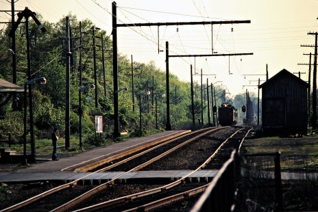 Eastbound Conrail (ex-Erie Lackawanna) commuter passenger train nearing station in Murray Hill, New Jersey, on May 9, 1981. Photograph by John F. Bjorklund, © 2015, Center for Railroad Photography and Art. Bjorklund-57-24-17