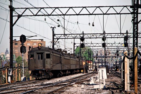 Westbound Conrail (ex-Erie Lackawanna) commuter passenger train in Hoboken, New Jersey, on May 8, 1981. Photograph by John F. Bjorklund, © 2015, Center for Railroad Photography and Art. Bjorklund-57-17-11