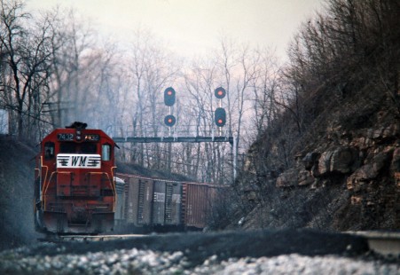 Westbound Western Maryland Railway freight train in Mount Savage, Maryland, on March 22, 1975. Photograph by John F. Bjorklund, © 2016, Center for Railroad Photography and Art. Bjorklund-92-03-07