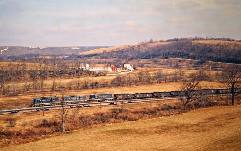 Eastbound Baltimore and Ohio Railroad freight train in Meyersdale, Pennsylvania, on March 23, 1975. Photograph by John F. Bjorklund, © 2016, Center for Railroad Photography and Art. Bjorklund-92-14-03