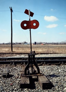 Detroit, Toledo and Ironton Railroad switch stand at Petersburg Junction, Michigan, on March 28, 1982. Photograph by John F. Bjorklund, © 2016, Center for Railroad Photography and Art. Bjorklund-52-09-01