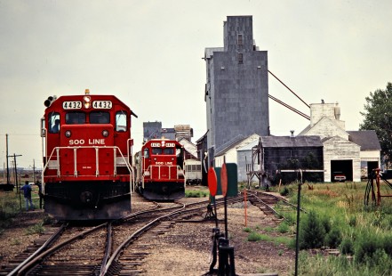 Soo Line Railroad locomotives at Wishek, North Dakota, on July 8, 1980. Photograph by John F. Bjorklund, © 2016, Center for Railroad Photography and Art. Bjorklund-83-13-11