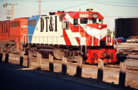 Detroit, Toledo and Ironton Railroad freight train led by bicentennial locomotive no. 1776 at Flat Rock, Michigan, on May 12, 1976. Photograph by John F. Bjorklund, © 2016, Center for Railroad Photography and Art. Bjorklund-50-22-15