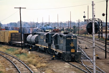 Baltimore and Ohio Railroad transfer leaving newly merged Illinois Central Gulf Railroad yard in Springfield, Illinois, on October 20, 1972. Photograph by John F. Bjorklund, © 2016, Center for Railroad Photography and Art. Bjorklund-92-12-15