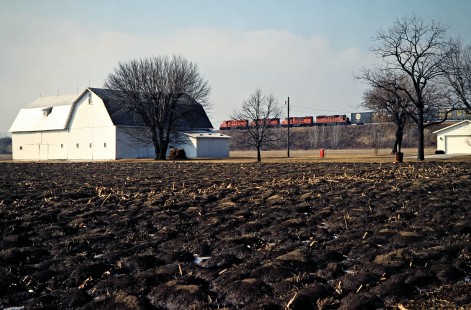Southbound Detroit, Toledo and Ironton Railroad freight train in Delta, Ohio, on March 15, 1980. Photograph by John F. Bjorklund, © 2016, Center for Railroad Photography and Art. Bjorklund-51-26-08