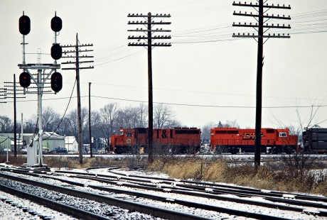 Southbound Detroit, Toledo and Ironton Railroad freight train in West Leipsic, Ohio, on December 1, 1979. Photograph by John F. Bjorklund, © 2016, Center for Railroad Photography and Art. Bjorklund-51-23-04