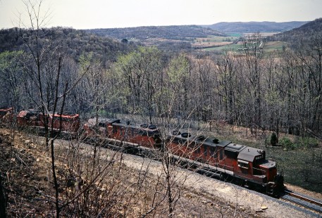 Southbound Detroit, Toledo and Ironton Railroad freight train in Summit, Ohio, on April 19, 1979. Photograph by John F. Bjorklund, © 2016, Center for Railroad Photography and Art. Bjorklund-51-13-17