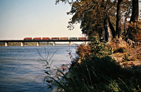 Northbound Detroit, Toledo and Ironton Railroad freight train crossing the Maumee River near Liberty Center, Ohio, on October 5, 1974. Photograph by John F. Bjorklund, © 2016, Center for Railroad Photography and Art. Bjorklund-50-15-04