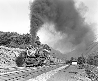 Baltimore and Ohio Railroad steam locomotive no. 6192 at Fairhope, Pennsylvania, on July 24 1953. Photograph by Donald W. Furler, Furler-16-064-01, © 2017, Center for Railroad Photography and Art
