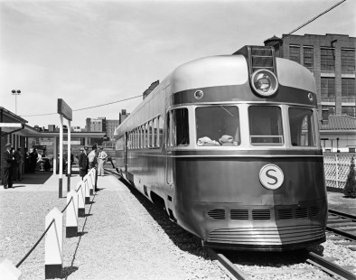 New York, Susquehanna and Western Railway "Motorailer" streamliner no. 1001 at Paterson, New Jersey station during Railroadian charter trip to Stroudsburg on June 23, 1940. Photograph by Donald W. Furler, Furler-03-097-04, © 2017, Center for Railroad Photography and Art