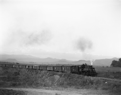 National Railways of Mexico steam locomotive no. 275 leads southbound freight train at Cuautla, Mexico, on December 16, 1962. Photograph by Victor Hand, Hand-NdeM-01-483.JPG