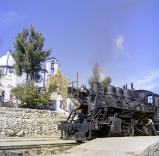 National Railways of Mexico steam locomotive no. 271 with northbound freight running between Puebla and Cuautla at Matamoros, Tamaulipas, Mexico, on January 5, 1963. Photograph by Victor Hand, Hand-NdeM-XC129-018.JPG