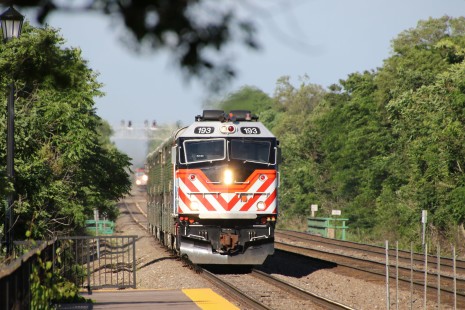 METRA #193 heads a local westbound train to Highland METRA Station in Hinsdale, Illinois, on June 25, 2019. © Keith Schmidt