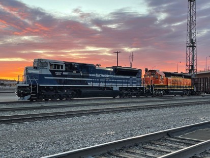 EMDX 1207 at BNSF’s Pueblo Yard in Colorado. April 8, 2021