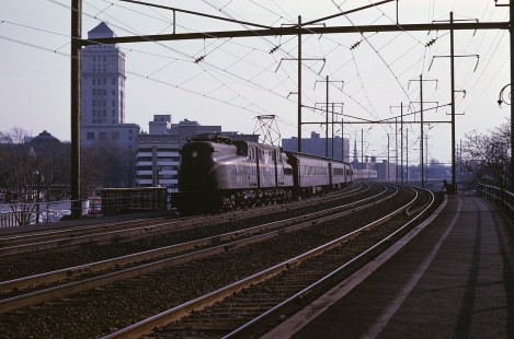Pennsylvania Railroad locomotive no. 4868 leads a northbound passenger train at Elizabeth, New Jersey, in February, 1967. Photograph by William Botkin, BOTKINW-10-WT-32 © 1967, William Botkin.