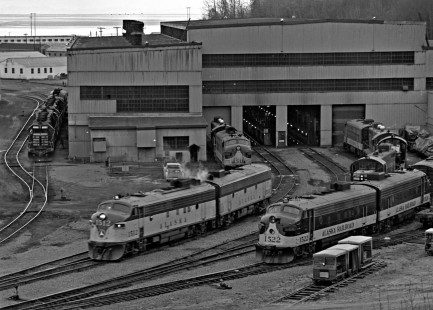 Alaska Railroad EMD FP7A locomotive no. 1512 and EMD F7A locomotive no. 1522 at the Anchorage shops, c. 1973. Photograph by Leo King, © 2015, Center for Railroad Photography and Art. King-03-038-006