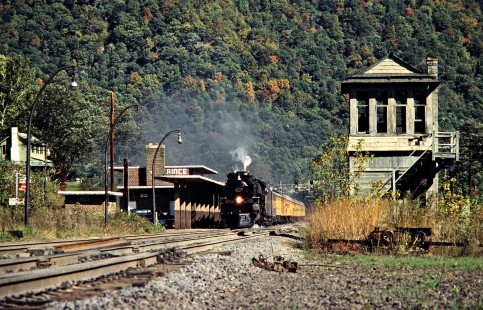 Westbound Chesapeake and Ohio Railway passenger excursion train led by steam locomotive no. 614 in Prince, West Virginia, on October 13, 1980. Photograph by John F. Bjorklund, © 2015, Center for Railroad Photography and Art. Bjorklund-34-26-14