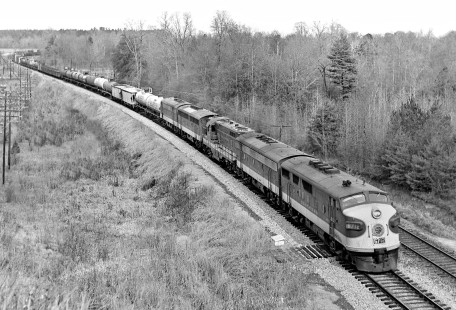New Orleans-bound freight train no. 153 fifteen miles south of Meridian, Mississippi, in December 1954. The second track is the Gulf, Mobile and Ohio Railroad's main line. The two lines parallel each other for only a few miles. Photograph by J. Parker Lamb, © 2016, Center for Railroad Photography and Art. Lamb-01-106-07