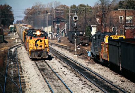 Southbound Chesapeake and Ohio Railway freight train in Carleton, Michigan, on November 13, 1976. Photograph by John F. Bjorklund, © 2015, Center for Railroad Photography and Art. Bjorklund-33-23-12