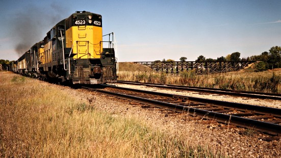 Southbound Chicago and North Western Railway freight train in Kenyon, Minnesota, on October 7, 1979. Photograph by John F. Bjorklund, © 2015, Center for Railroad Photography and Art. Bjorklund-28-13-12