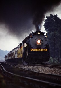 Westbound Chesapeake and Ohio Railway passenger train near Plymouth, Michigan, on June 25, 1978. Photograph by John F. Bjorklund, © 2015, Center for Railroad Photography and Art. Bjorklund-34-15-19