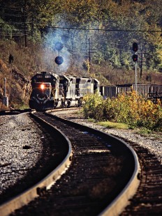 Southbound Clinchfield Railroad coal train near St. Paul, Virginia, on October 15, 1980. Photograph by John F. Bjorklund, © 2015, Center for Railroad Photography and Art. Bjorklund-41-18-18