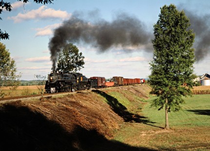 Westbound Ohio Central Railroad freight train with former Grand Trunk Western locomotive no. 6325 at Isleta, Ohio, on October 5, 2002. Photograph by John F. Bjorklund, © 2016, Center for Railroad Photography and Art. Bjorklund-78-03-11