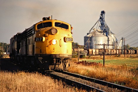 Northbound Chicago and North Western Railway freight train in Glenville, Minnesota, on October 5, 1979. Photograph by John F. Bjorklund, © 2015, Center for Railroad Photography and Art. Bjorklund-27-29-02